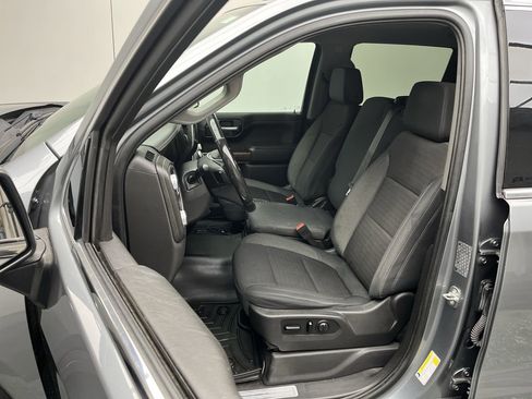 Used 2019 GMC Sierra 1500 SLE w/ SLE Value Package image 8