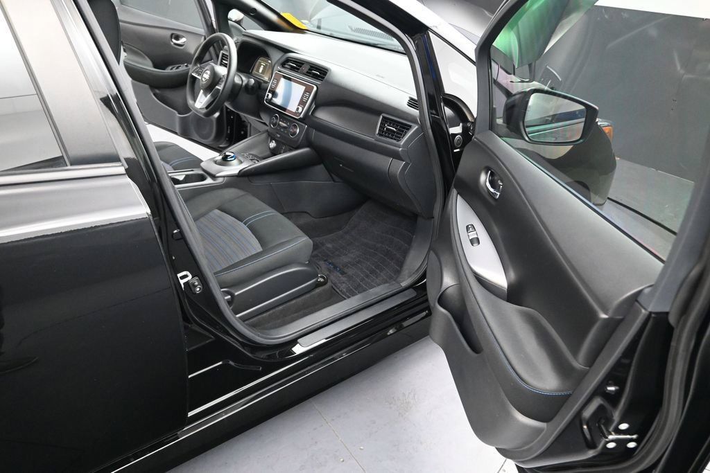 Used 2022 Nissan Leaf S Plus FWD image 14