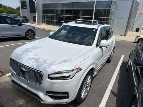Used 2018 Volvo XC90 T6 Inscription w/ Luxury Package AWD/4WD image 4