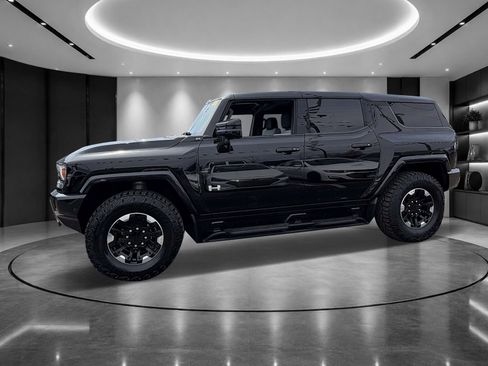 Certified 2024 GMC Hummer EV 2X w/ Extreme Off-Road Package AWD/4WD image 2