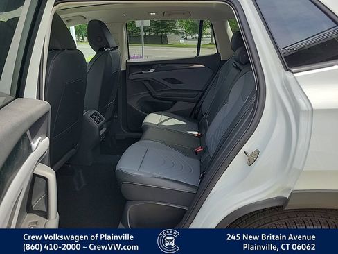 New 2026 Volkswagen Tiguan SE AWD/4WD image 14