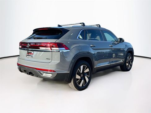 Used 2024 Volkswagen Atlas Cross Sport SEL image 6
