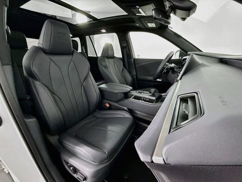 Used 2025 Lexus TX 350 AWD w/ Technology Package image 28