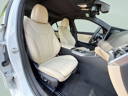 New 2026 BMW 330i Sedan w/ M Sport Package RWD image 22