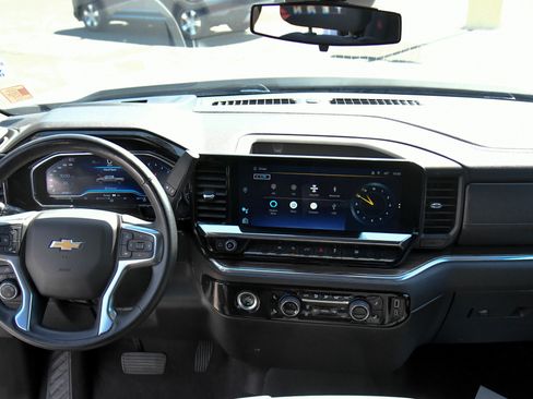 Used 2024 Chevrolet Silverado 1500 LT w/ Protection Package AWD/4WD image 36