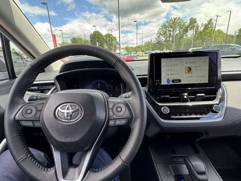 Certified 2026 Toyota Corolla Cross LE AWD/4WD image 20