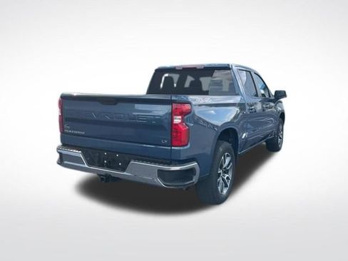 Certified 2024 Chevrolet Silverado 1500 LT AWD/4WD image 15