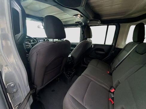 Used 2023 Jeep Wrangler Unlimited Sport AWD/4WD image 21