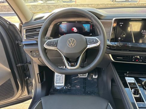New 2026 Volkswagen Atlas SEL Premium R-Line AWD/4WD image 13