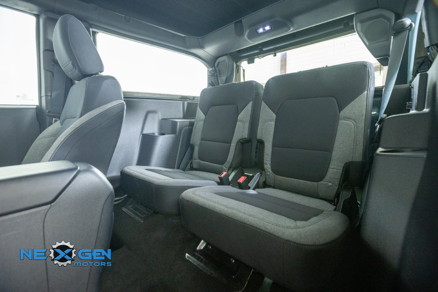 Used 2022 Ford Bronco 2-Door AWD/4WD image 33