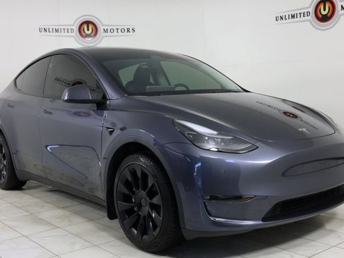 Used 2023 Tesla Model Y Long Range image 38