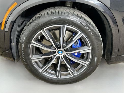 Certified 2023 BMW X5 xDrive40i w/ M Sport Package image 32