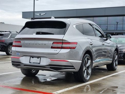 New 2025 Genesis GV80 3.5T Prestige image 3