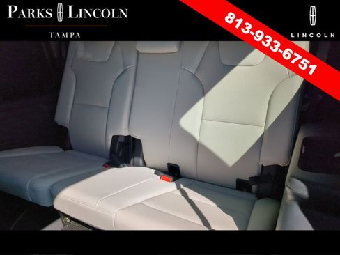 Used 2022 Kia Telluride EX w/ EX Premium Package image 17