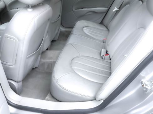 Used 2007 Buick Lucerne CXL w/ Luxury Package image 11