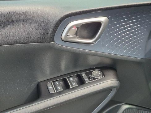 Certified 2023 Kia Soul EX FWD image 10