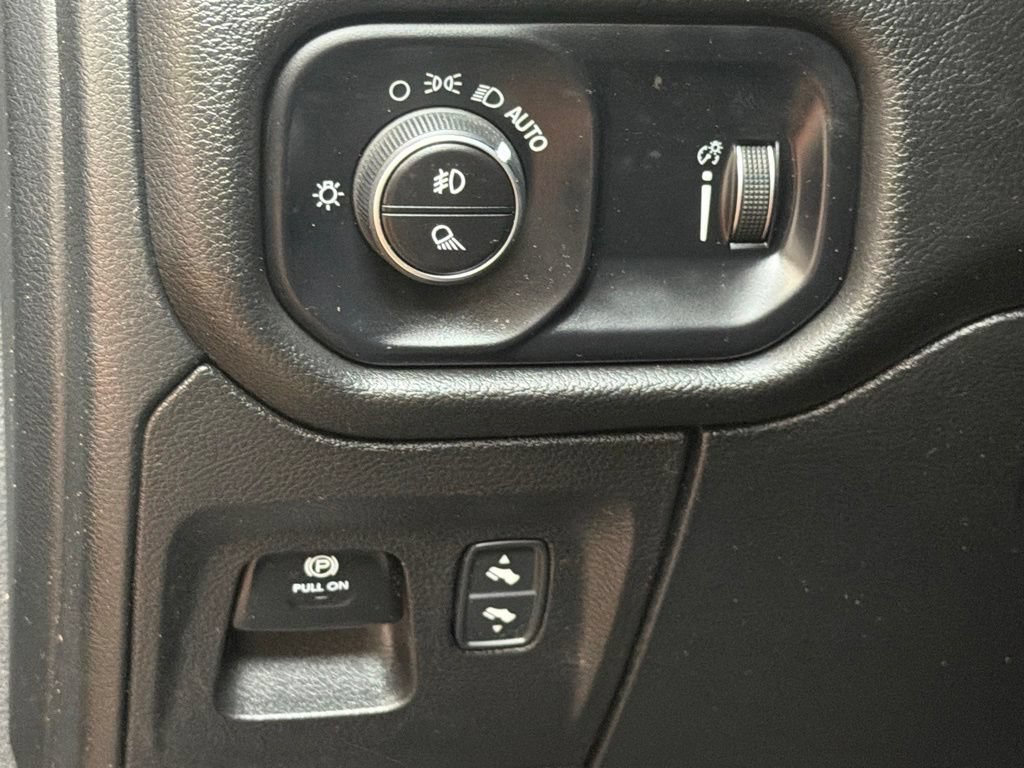 Used 2025 RAM 1500 Lone Star AWD/4WD image 22