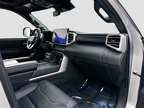 Used 2023 Toyota Tundra Platinum image 29
