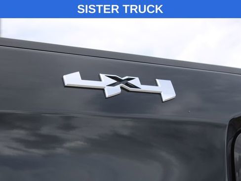 Used 2025 GMC Sierra 1500 Elevation AWD/4WD image 17