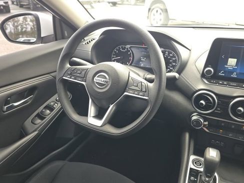 Used 2023 Nissan Sentra SV image 21