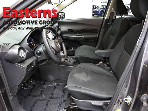 Used 2024 Nissan Kicks S FWD image 13