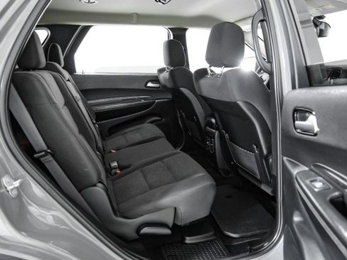 Used 2022 Dodge Durango SXT image 34