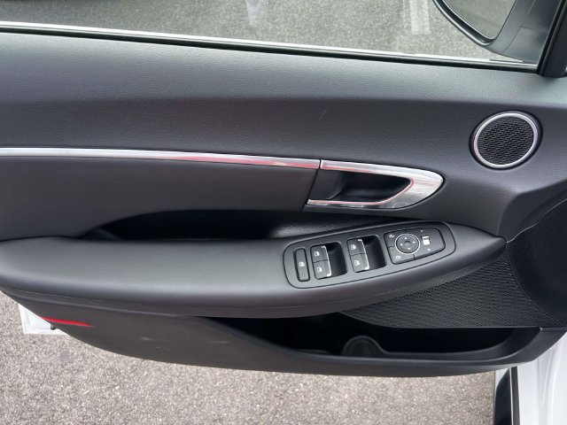 Certified 2023 Hyundai Sonata SEL w/ Cargo Package FWD image 16