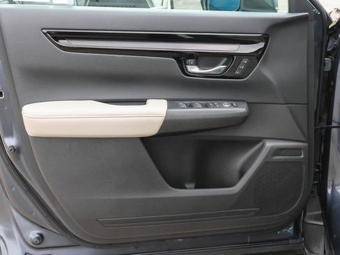 Used 2024 Honda CR-V EX-L image 9
