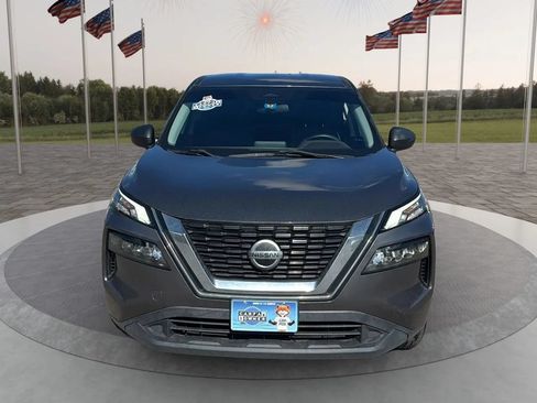 Used 2021 Nissan Rogue S FWD image 2