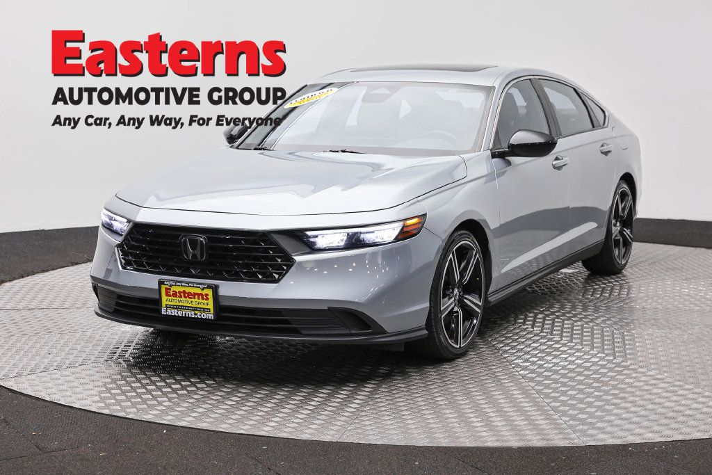Used 2024 Honda Accord Sport image 1
