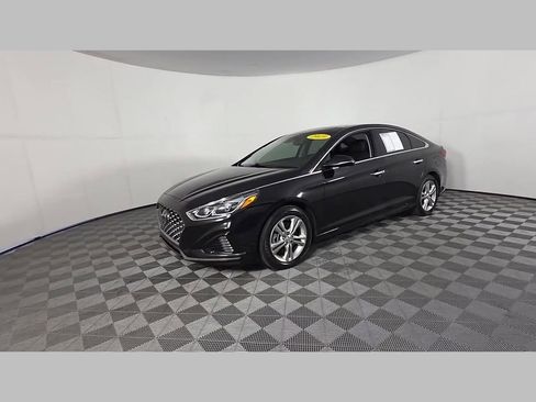 Used 2019 Hyundai Sonata Limited w/ Ultimate Package 04 FWD image 54