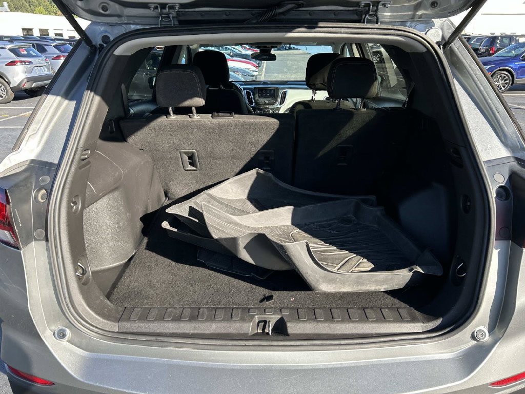 Used 2023 Chevrolet Equinox LS w/ LS Convenience Package FWD image 11