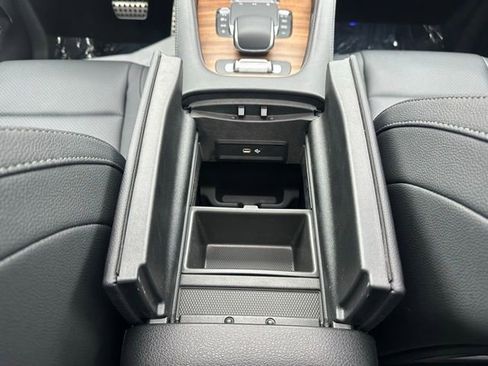 Certified 2024 Mercedes-Benz GLS 450 4MATIC image 46