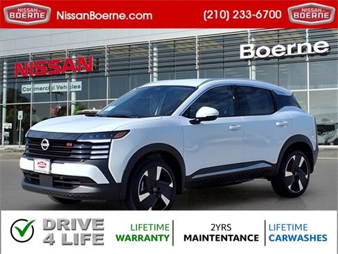 Used 2025 Nissan Kicks SR image 3