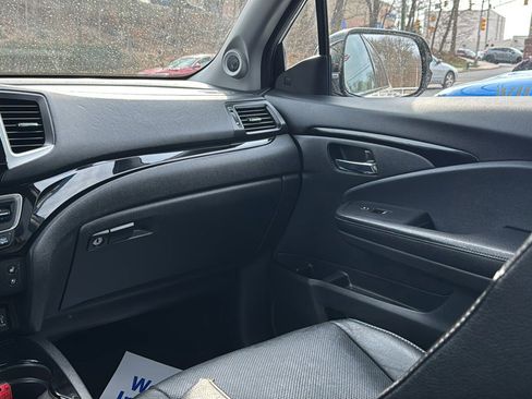 Used 2017 Honda Pilot Elite image 25