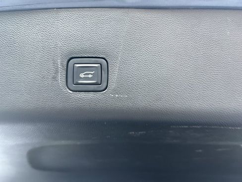 Certified 2019 Chevrolet Traverse Premier image 29