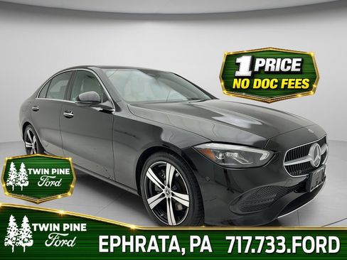Used 2025 Mercedes-Benz C 300 4MATIC Sedan image 1
