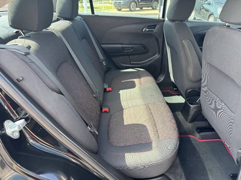 Used 2020 Chevrolet Sonic LT w/ Convenience Package FWD image 22