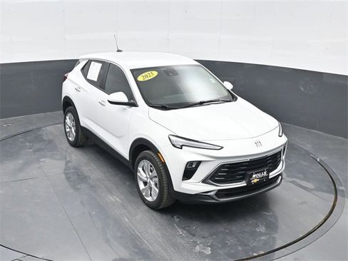 Used 2025 Buick Encore GX Preferred image 1