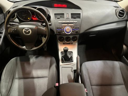 Used 2011 MAZDA MAZDA3 i Sport FWD image 19