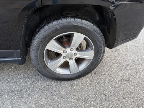 Used 2016 Jeep Compass High Altitude image 17