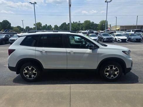 Used 2022 Honda Passport TrailSport image 6