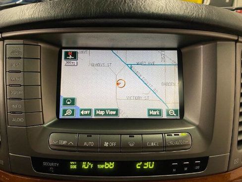 Used 2005 Lexus LX 470 4WD image 31