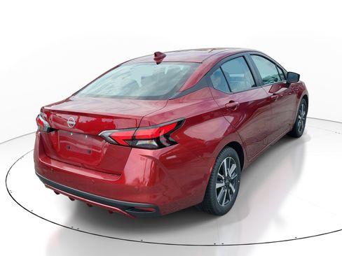Used 2025 Nissan Versa SV FWD image 6