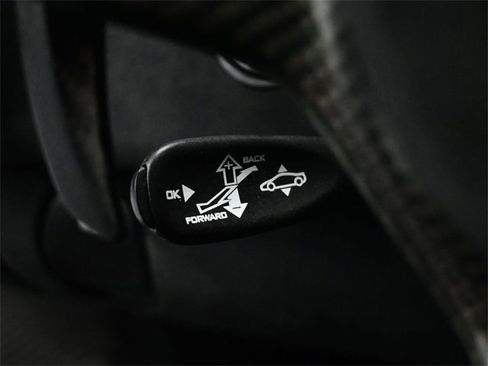 Used 2020 McLaren 600LT Spider image 11