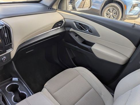 Used 2022 Chevrolet Traverse LS w/ Midnight/Sport Edition image 20