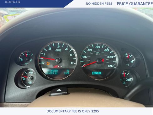 Used 2011 Chevrolet Suburban LT w/ Luxury Package AWD/4WD image 17