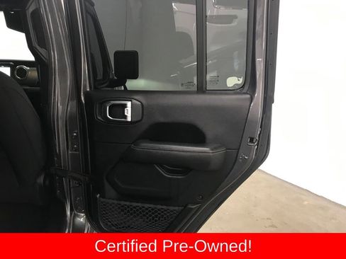 Certified 2020 Jeep Gladiator Overland image 30