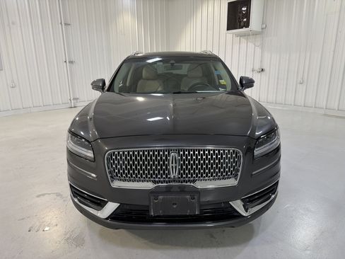 Used 2019 Lincoln Nautilus Reserve image 8