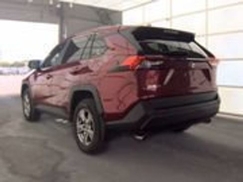 Certified 2025 Toyota RAV4 XLE w/ Convenience Package FWD image 8